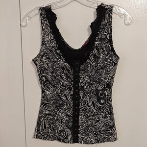 3/$15 SALE! Forever Cute Black and White Paisley Lace Corsette style Tank Top